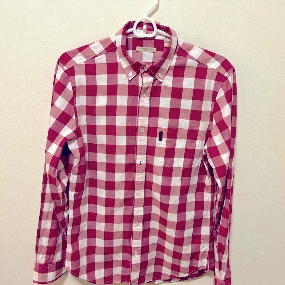 Men’s Burberry Brit button shirt shirt size small.